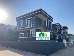 3+1-Zimmer Villa Zu Verkaufen in Atatürk Bz. Seferihisar Doğanbey - 200 m²