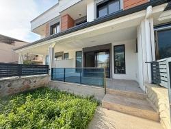 3+1-Zimmer Villa Zu Verkaufen in Cumhuriyet Bz. Seferihisar Doğanbey - 170 m²