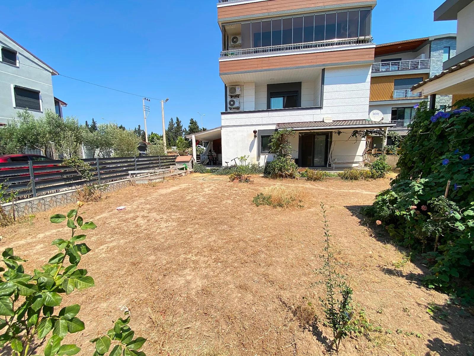 Seferihisar Bengiler'de Sea Side Spacious Garden Low-cost 1+1 Ground Floor Apartment