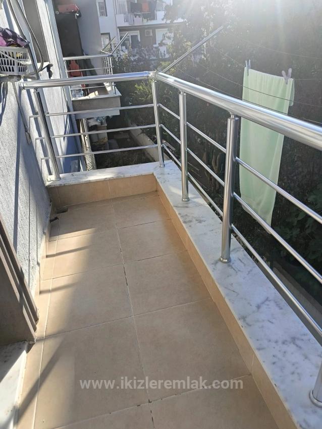 2+1 Mid-Floor Apartment For Sale In Seferihisar Ürkmez Center