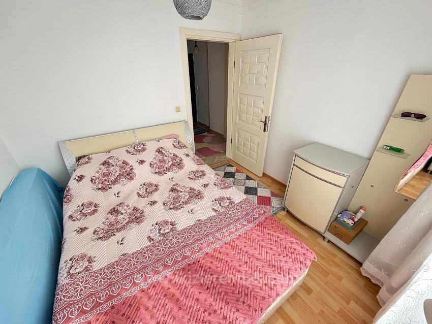 Spacious 2+1 Apartment For Sale On An Intermediate Floor In Ürkmez Center, Seferihisar