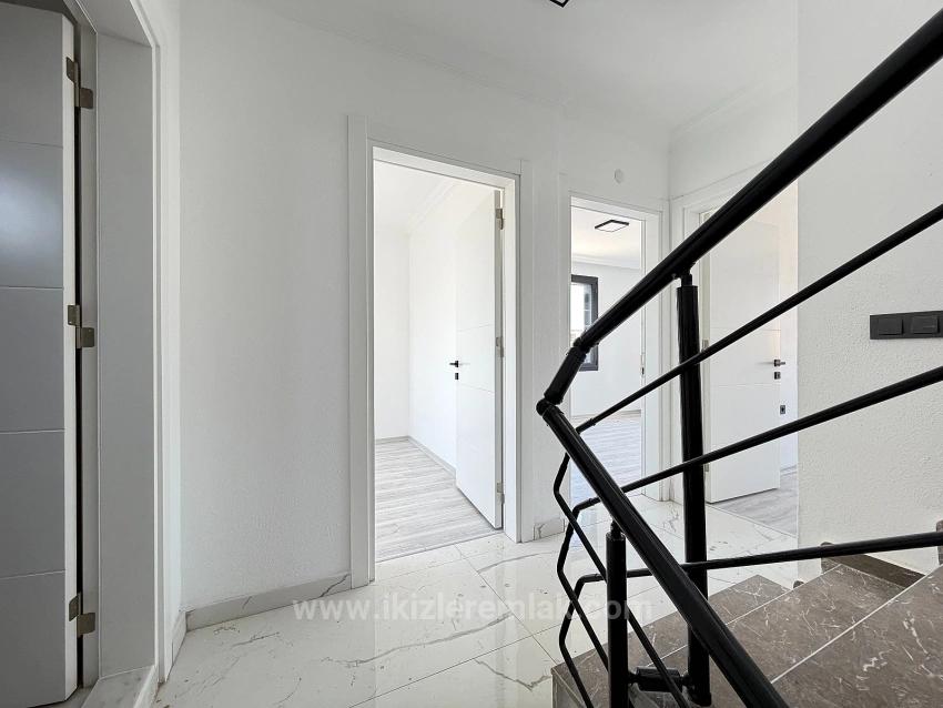 Brand New 3+1 Villa With Spacious Garden For Sale Near The Sea In Doğanbey, Seferihisar