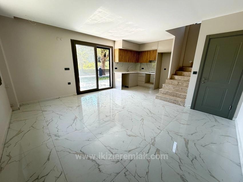 3+1 Ultra Luxury Villa For Sale With Sea View In Doğanbey