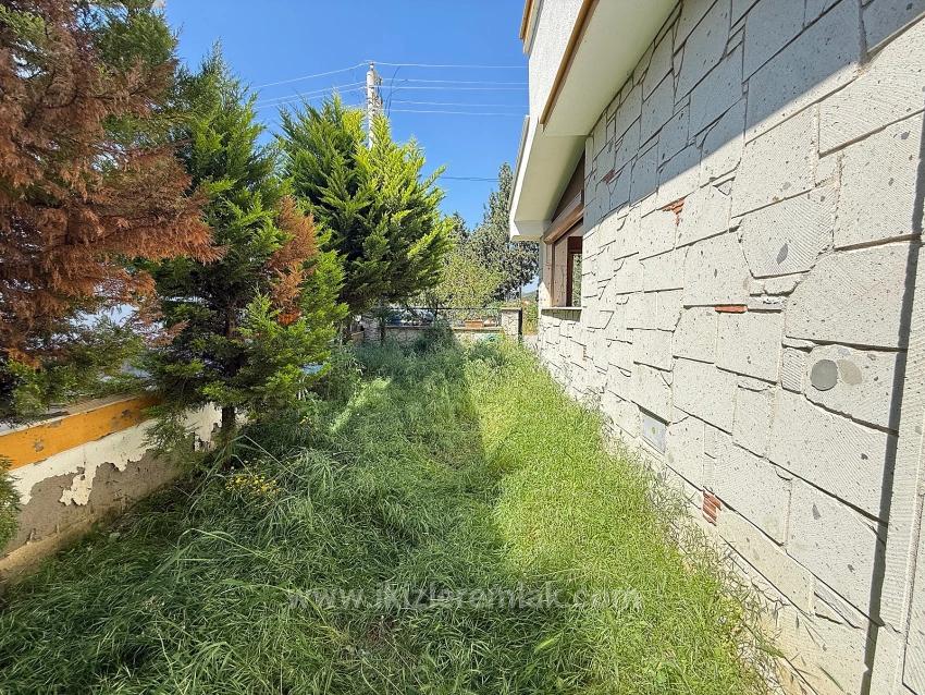 2+1 Fully Furnished Villa With Garden For Sale In Doğanbey, Seferihisar