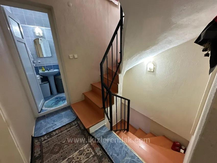 Seferihisar Doğanbey'de For Sale 4+1 500M From The Sea Villa