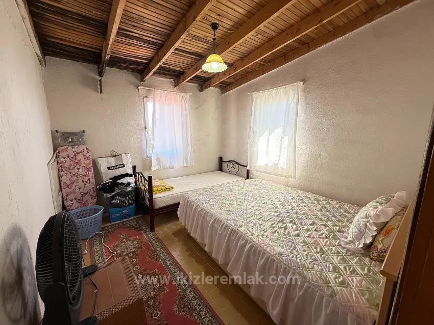 Seferihisar Doğanbey'de For Sale 3+1 50M From The Sea Garden Villa