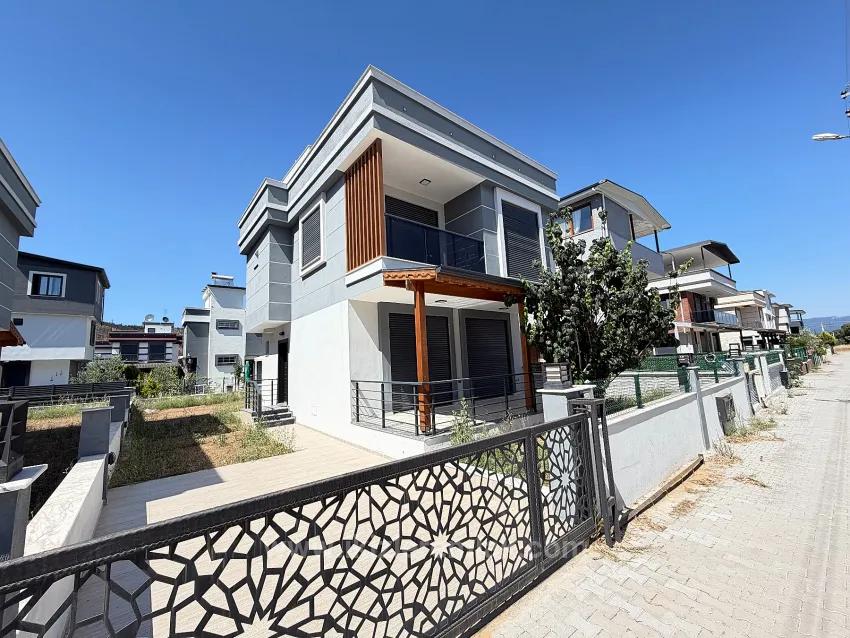 For Sale In Ürkmez Doğanbey Zero Single Detached Wide 3+1 Villa