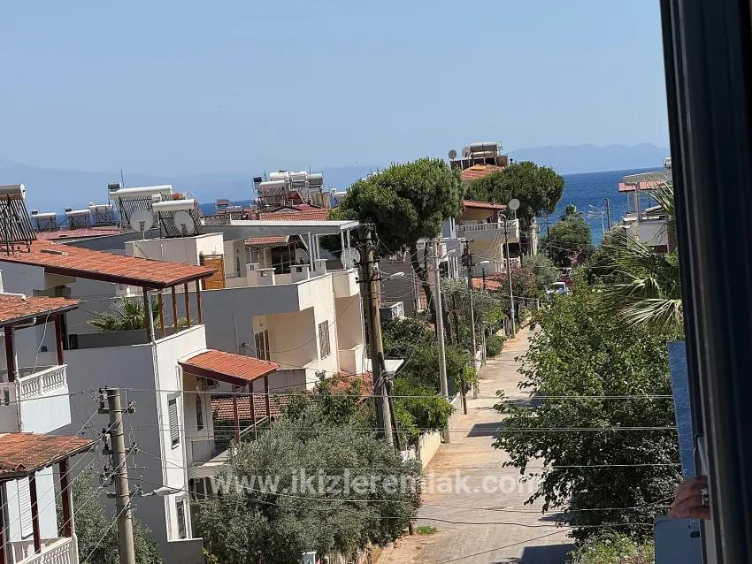 Seferihisar Doğanbey'de For Sale 1+1 Sea Side For Sale Flat