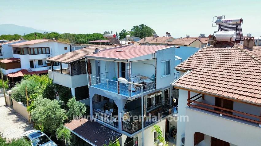 In Doğanbey, For Sale Intermediate Floor 2+1 On The Sea Side 70 Metre² Flat