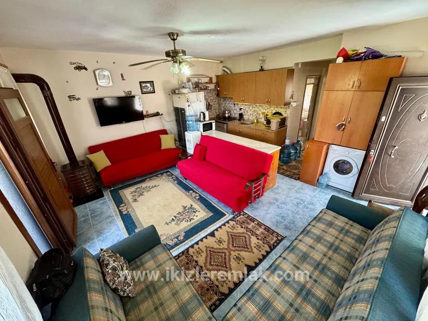 In Doğanbey, For Sale Intermediate Floor 2+1 On The Sea Side 70 Metre² Flat