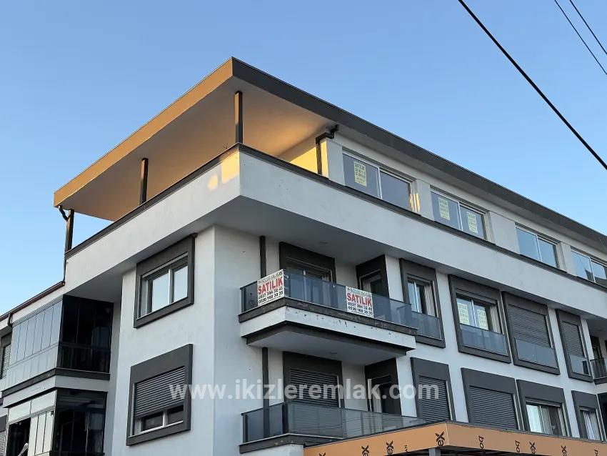 Seferihisar Ürkmez'de Zero 4+1 Duplex Lift Otoparklı To the sea 400 m