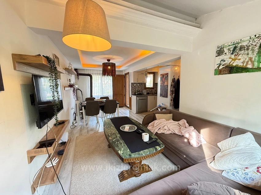 Urgent Sale 3+1 Villa With Large Garden In Seferihisar Doğanbey Center