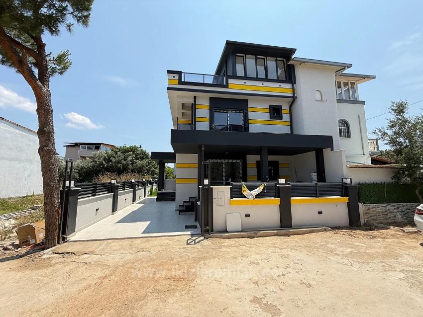 3+1 Detached Villa With A Brand New Garden For Sale In Seferihisar Doğanbey