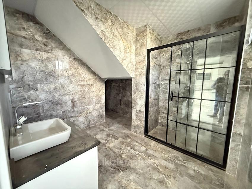 3+1 Duplex Summer House With Pool In Seferihisar Doğanbey