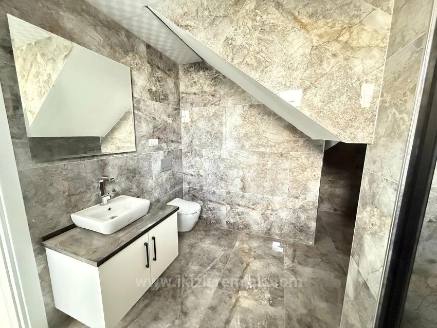 3+1 Duplex Summer House With Pool In Seferihisar Doğanbey