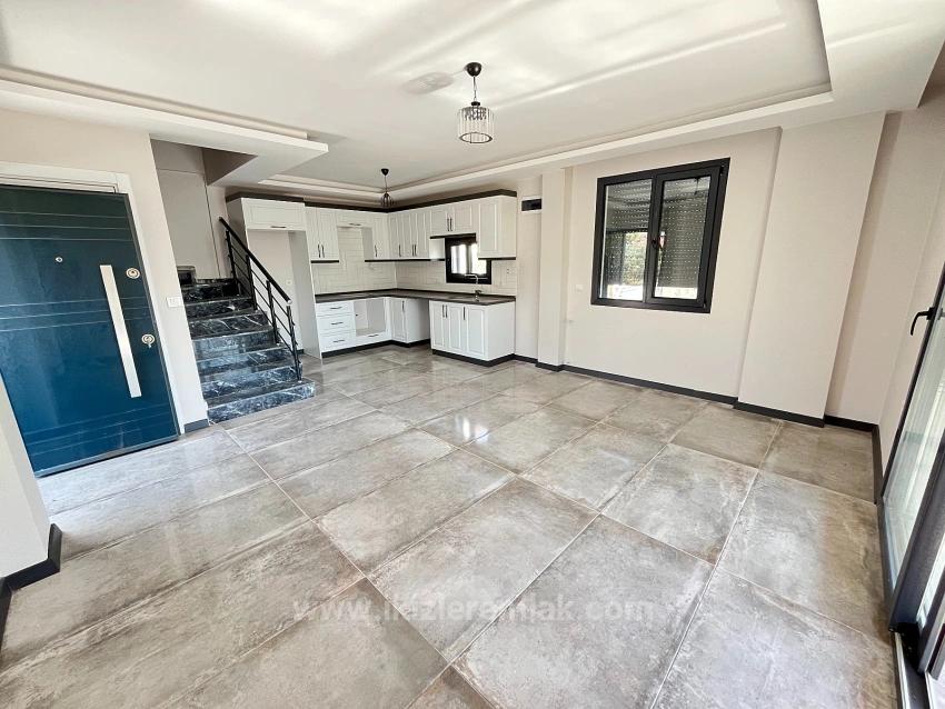 Brand New Detached 3+1 Villa With Large Garden For Sale In Seferihisar Doğanbey