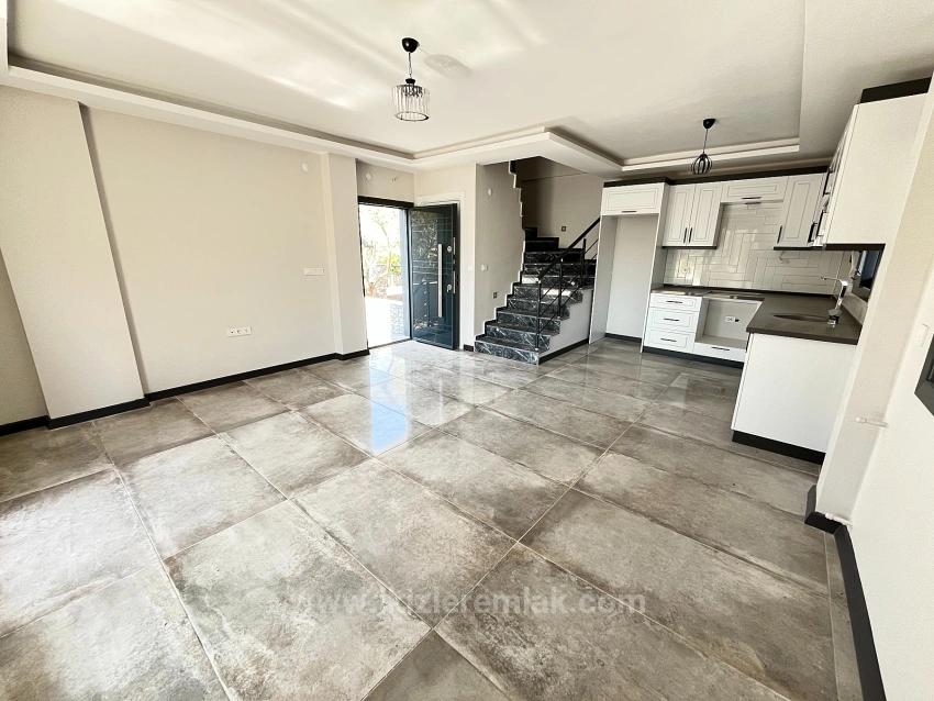 Brand New Detached 3+1 Villa With Large Garden For Sale In Seferihisar Doğanbey