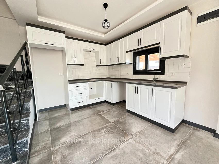 Brand New Detached 3+1 Villa With Large Garden For Sale In Seferihisar Doğanbey