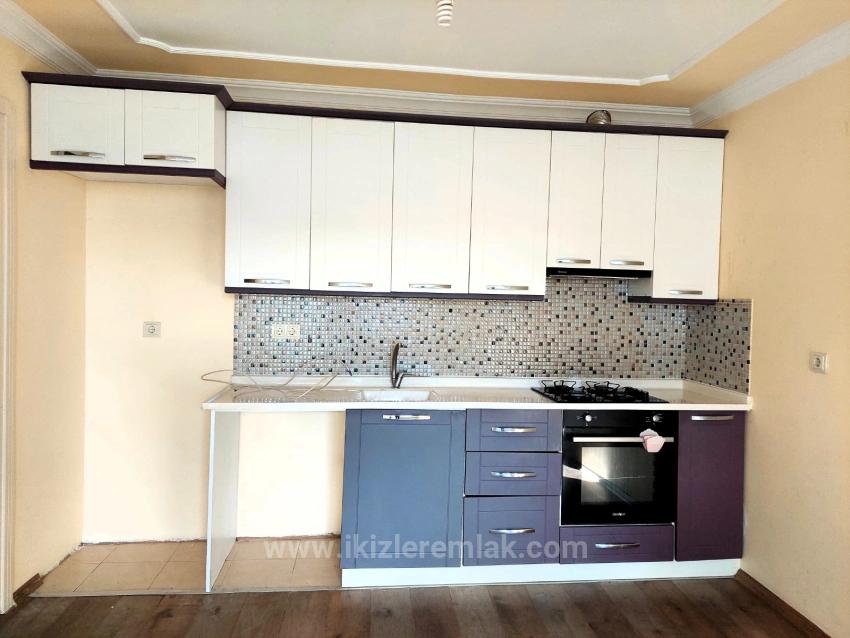 2+1 Middle Floor Flat For Sale In Seferihisar Ürkmez Center