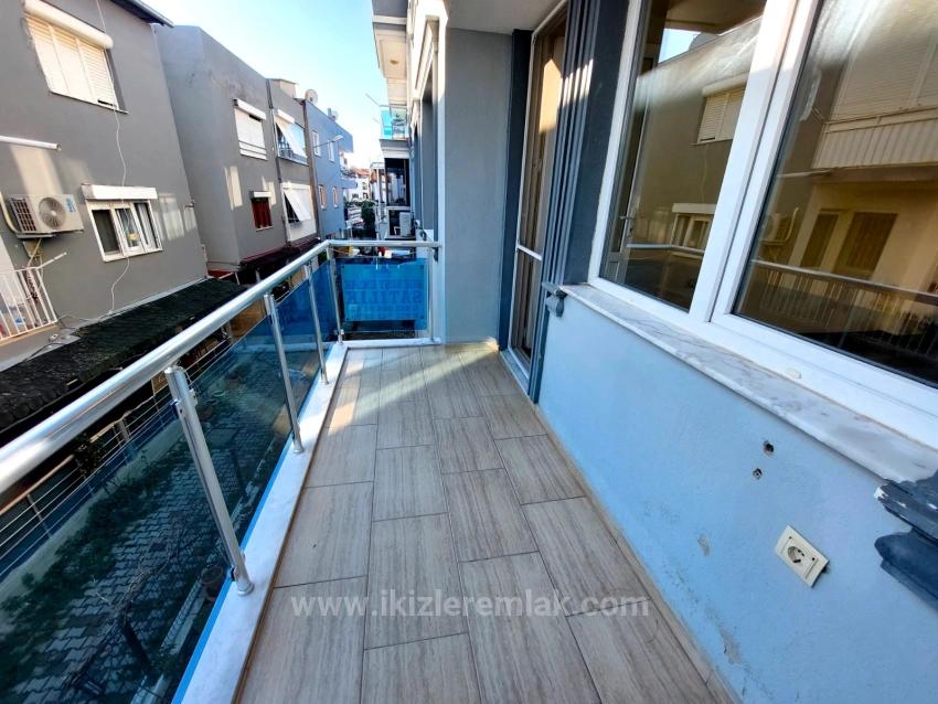 2+1 Middle Floor Flat For Sale In Seferihisar Ürkmez Center