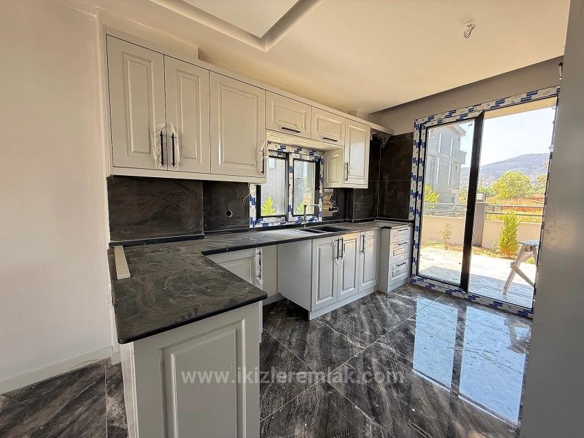 2 + 1 Villa With Detached Garden For Sale In Seferihisar Doğanbey