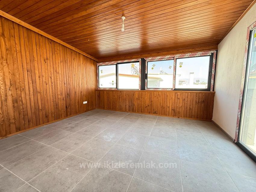 3+1 Villa With A Brand New Garden For Sale In Seferihisar Doğanbey, Close To The Sea