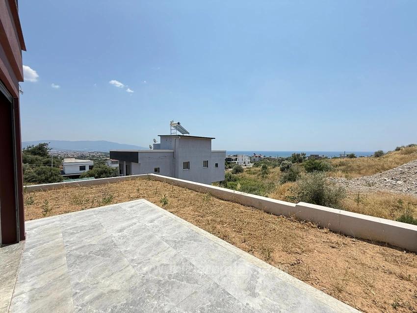 3+1 Villa With Sea View And Detached Garden For Sale In Seferihisar Doğanbey