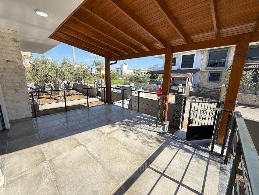 2 + 1 Brand New Duplex Summer House For Sale In Seferihisar Doğanbey Center