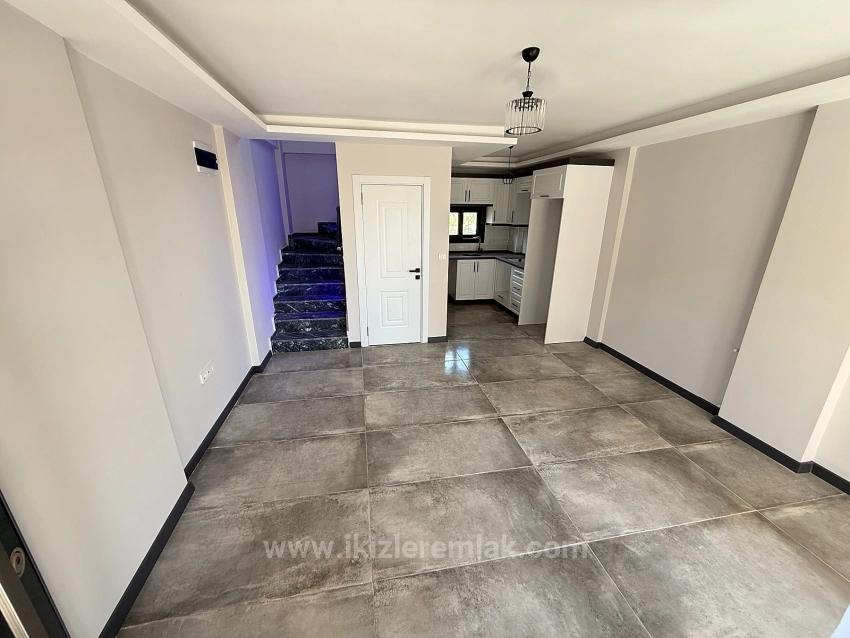 2 + 1 Brand New Duplex Summer House For Sale In Seferihisar Doğanbey Center