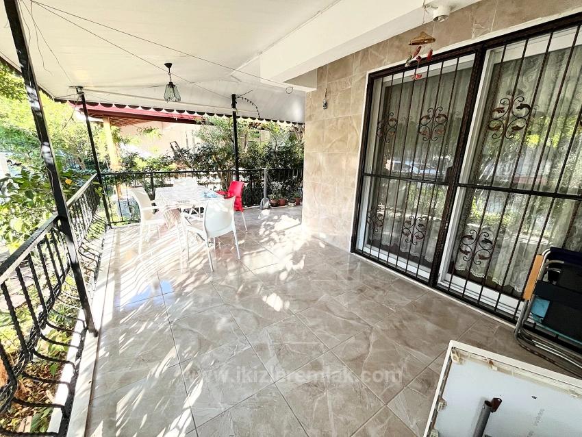 Detached 4+1 Duplex Villa For Sale In Seferihisar Doğanbey