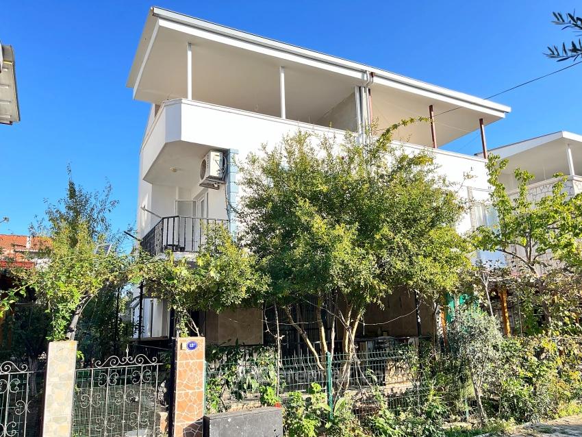 Detached 4+1 Duplex Villa For Sale In Seferihisar Doğanbey