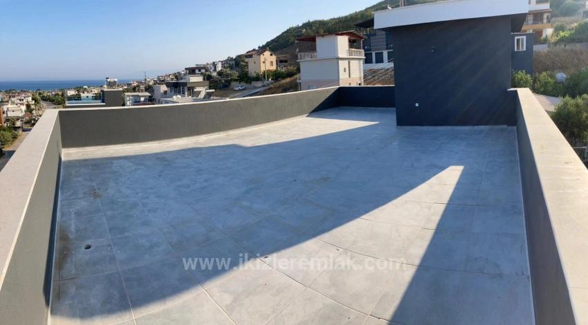 Fully Detached Luxury 3+1 Villa For Sale In Seferihisar Doğanbey