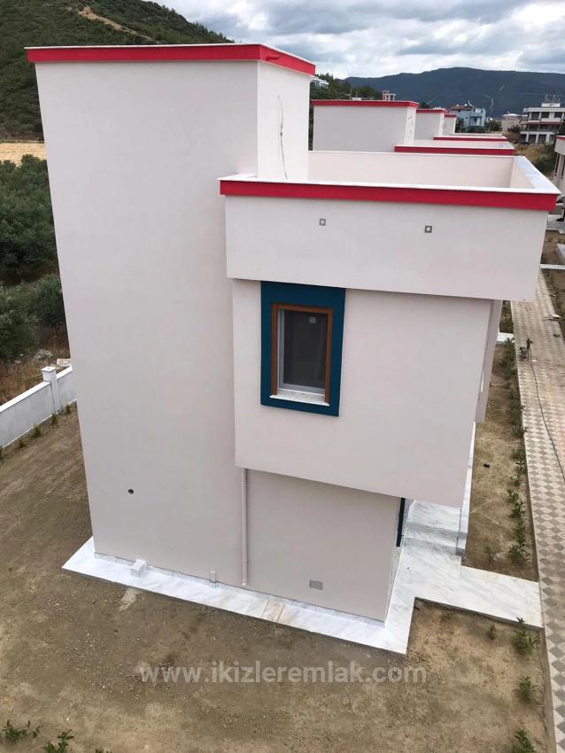 3+1 Brand New Detached Villa For Sale In Seferihisar Doğanbey