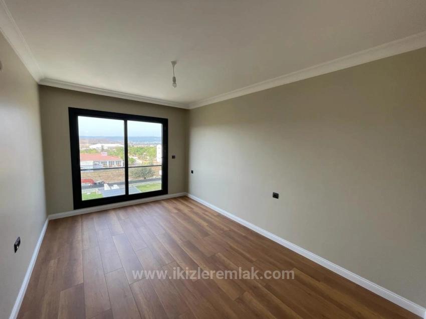 750 Square Meters 4 + 2 Private Pool Luxury Villa For Sale In Izmir Seferihisar Düzce