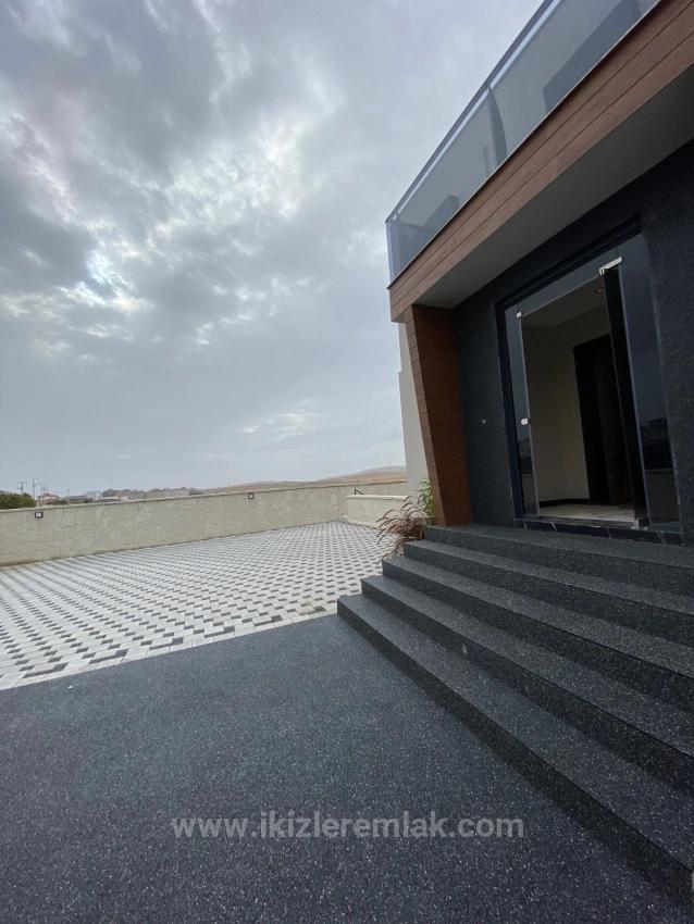 750 Square Meters 4 + 2 Private Pool Luxury Villa For Sale In Izmir Seferihisar Düzce