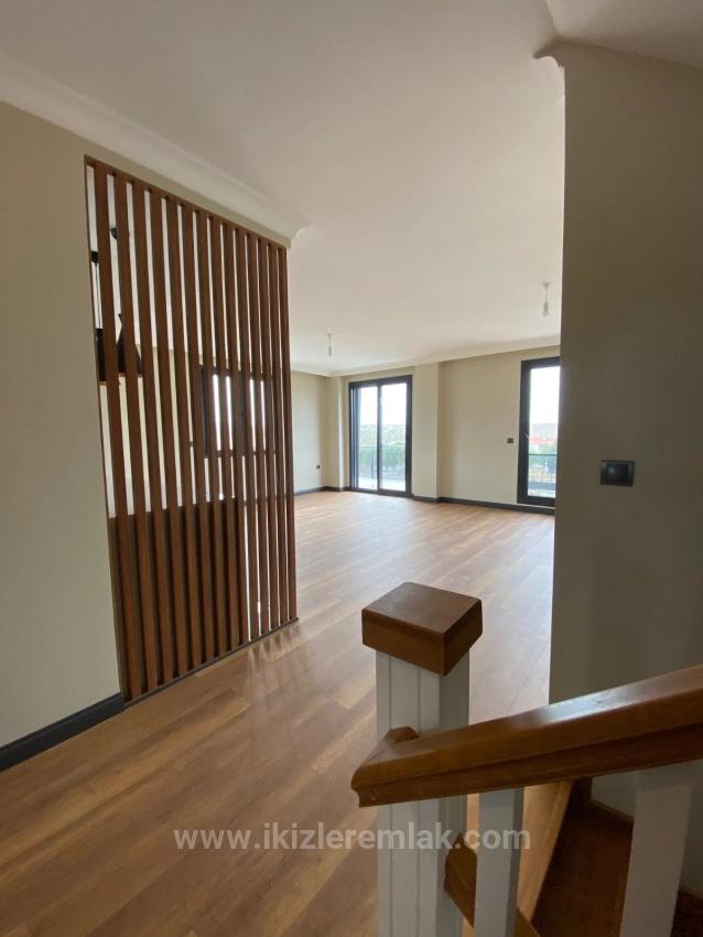 750 Square Meters 4 + 2 Private Pool Luxury Villa For Sale In Izmir Seferihisar Düzce