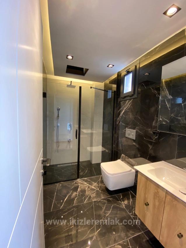 750 Square Meters 4 + 2 Private Pool Luxury Villa For Sale In Izmir Seferihisar Düzce