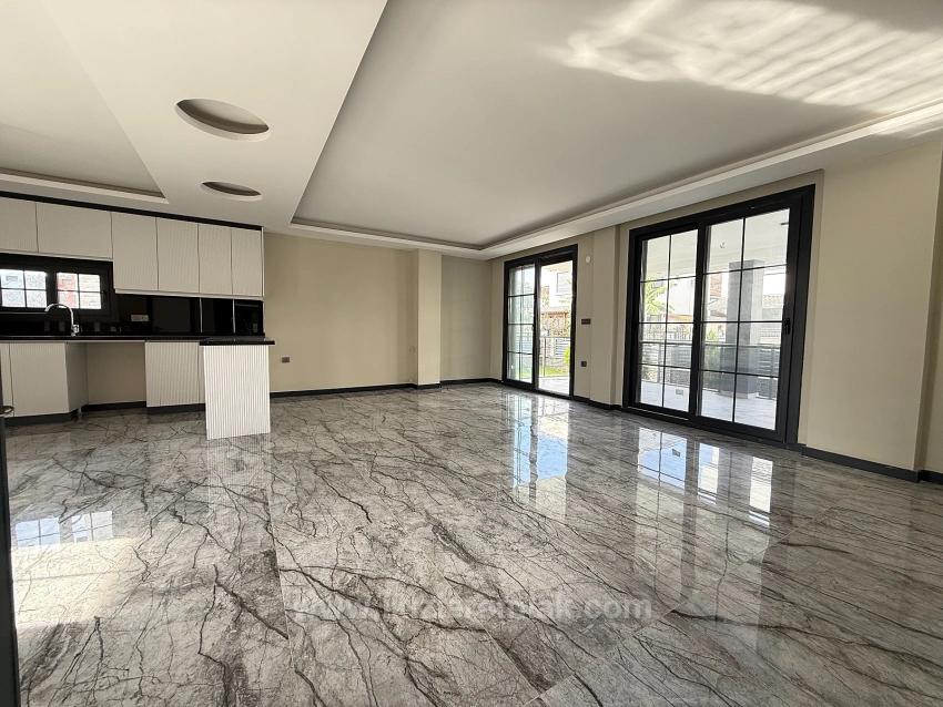 Brand New Luxury Detached Villa With Pool For Sale In Seferihisar Doğanbey