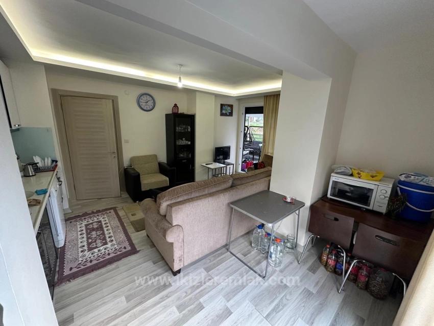 2+1 Ground Floor Apartment For Sale In Seferihisar Doğanbey, 200 M From The Sea