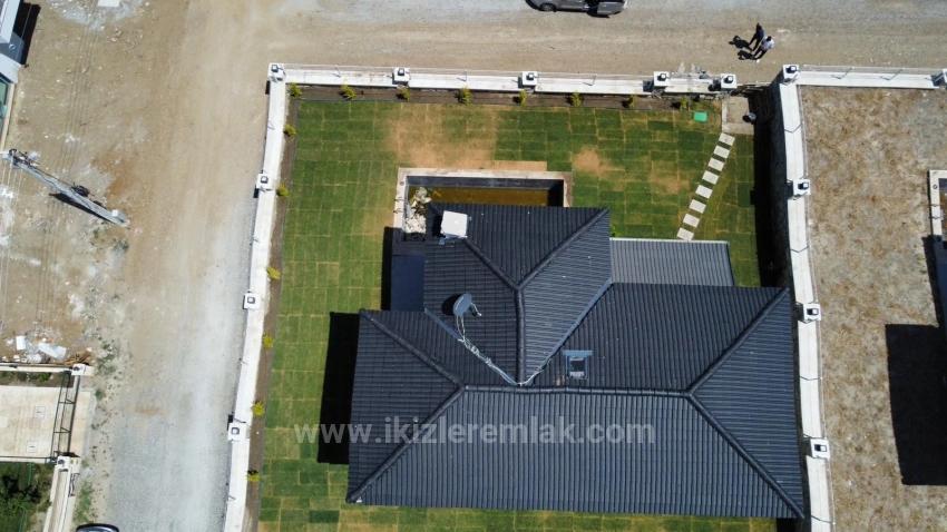 4+1 Villa With Private Pool And Luxury Fireplace For Sale In Seferihisar Akarca