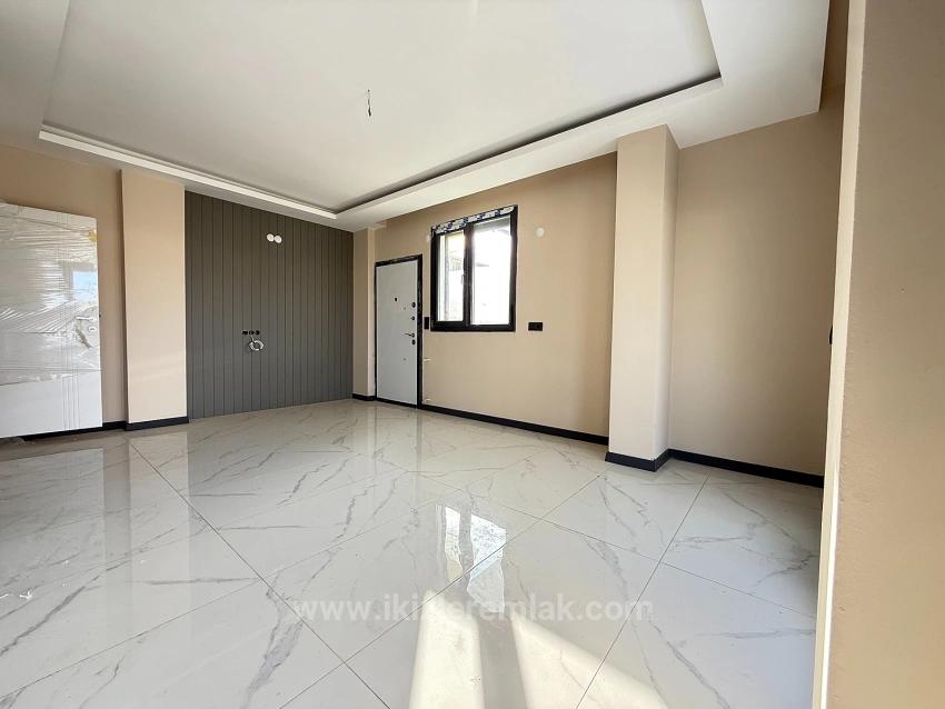 3+1 Duplex Villa With New Garden For Sale In Seferihisar Doğanbey