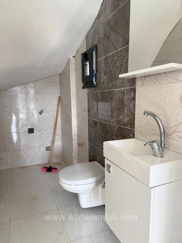 3+1 Duplex Villa With New Garden For Sale In Seferihisar Doğanbey