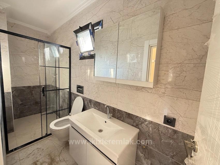 3+1 Duplex Villa With New Garden For Sale In Seferihisar Doğanbey