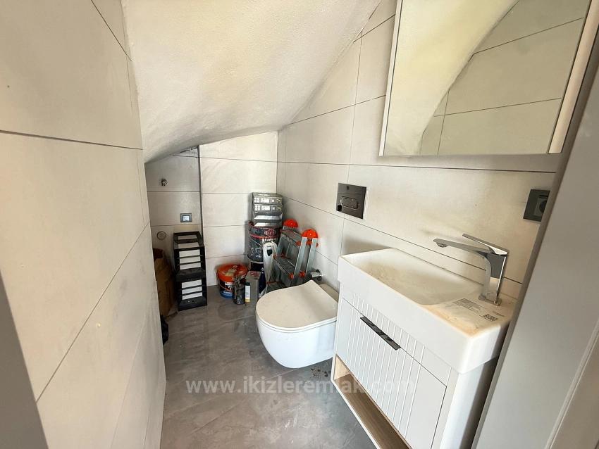 Luxury Brand New 3+1 Villa With Garden For Sale Near The Sea In Doğanbey, Seferihisar.