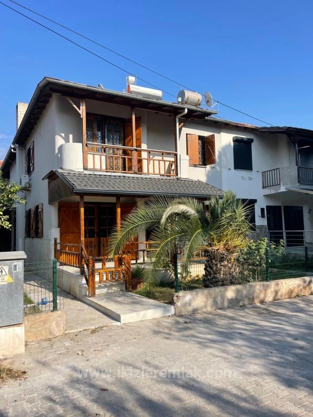 3+1 Duplex Villa With Garden For Sale In Seferihisar Ürkmez, Facing The Sea.