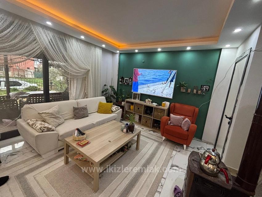 3+1 Duplex Cottage With Garden For Sale In Seferihisar Doğanbey