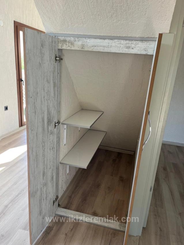 Prefabricated 2+1 Detached Summer House For Sale In Menderes Gümüldür, Within A 200 Square Meter Garden.