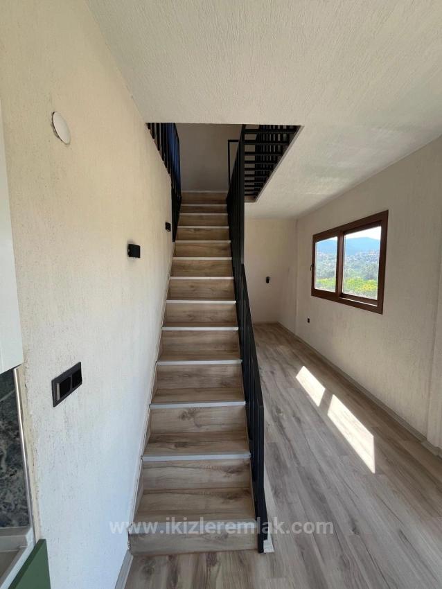 Prefabricated 2+1 Detached Summer House For Sale In Menderes Gümüldür, Within A 200 Square Meter Garden.