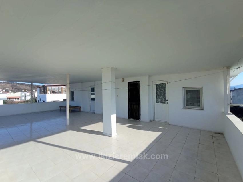 Detached 6+1 Villa With Garden For Sale In Doğanbey, Seferihisar