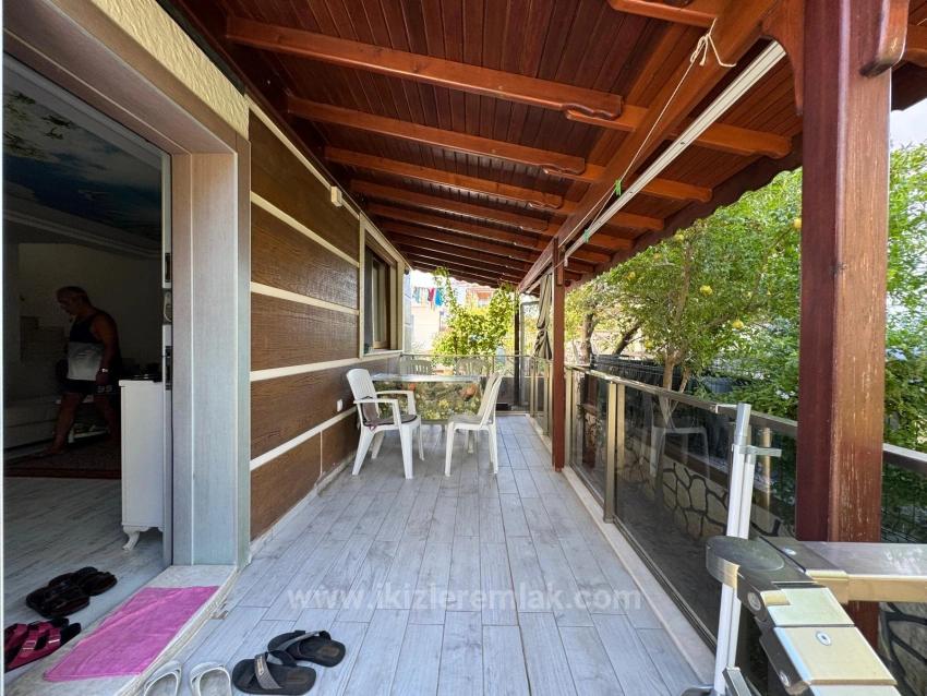 2+1 Duplex Summer House For Sale In Doğanbey Center, Seferihisar